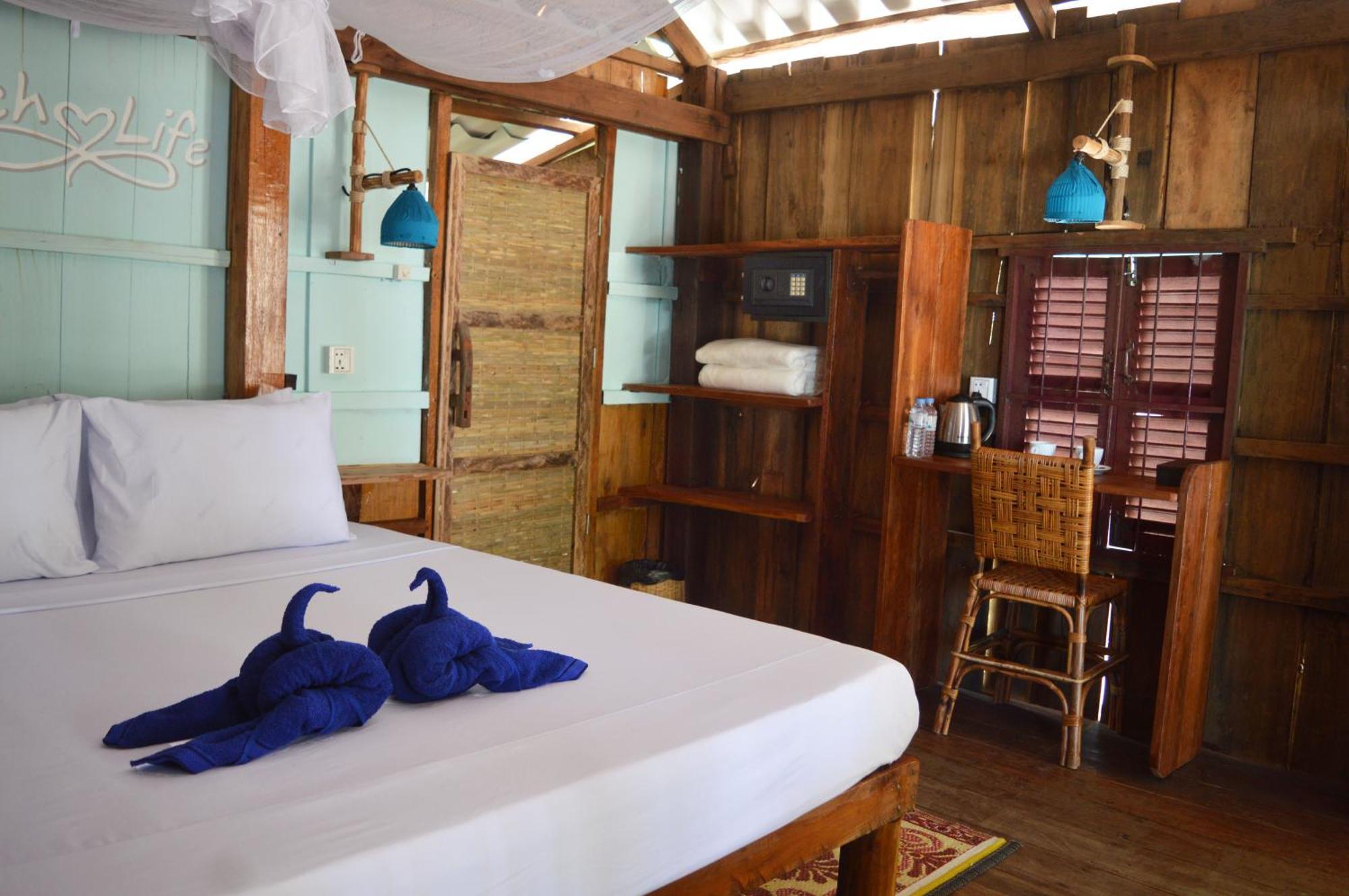 Palm Beach Bungalow Resort Prek Svay Village Exterior photo